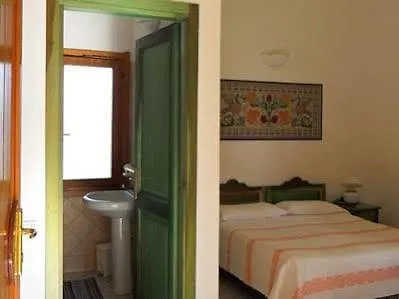 Hotel Sant'Efisio Lotzorai 3*,